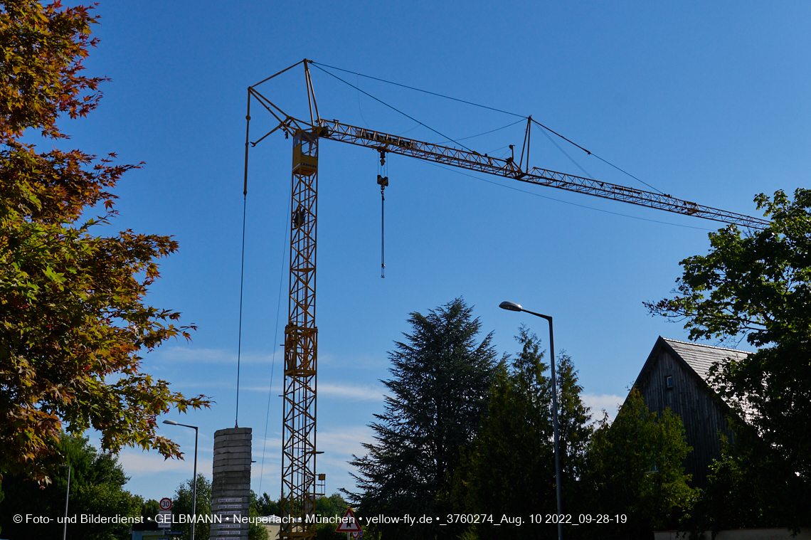 08.08.2022 - Baustelle an der Niederalmstraße 16 und Hugo-Lang-Bogen 13 in Neuperlach-Trudering
